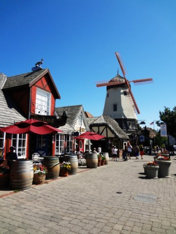 tumblr_mplc1may3j1s0qsmdo1_500